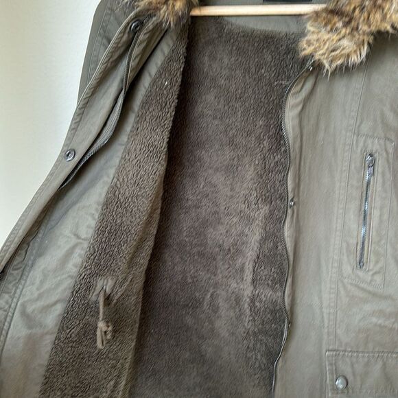 Love Tree‎ Olive Green barn coat jacket faux fur hood drawstring - Picture 3 of 8